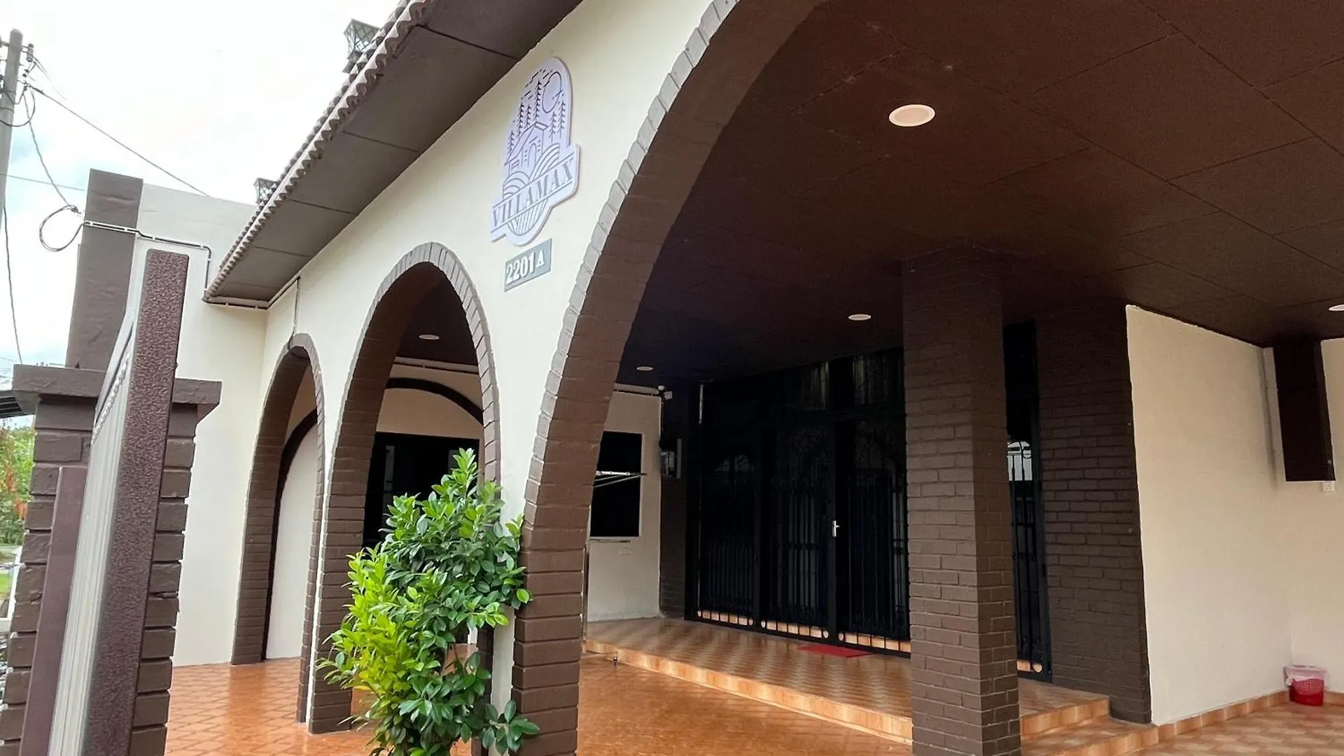 Villa Klebang Beach 25Pax 6Bedroom Indoor Pool Full Airconditioned Near Town Malacca